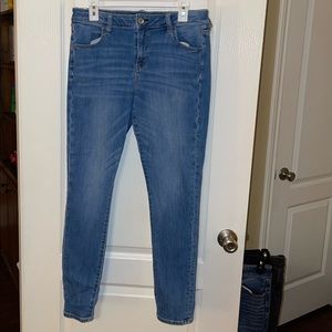 American Eagle Women’s Skinny Jean
